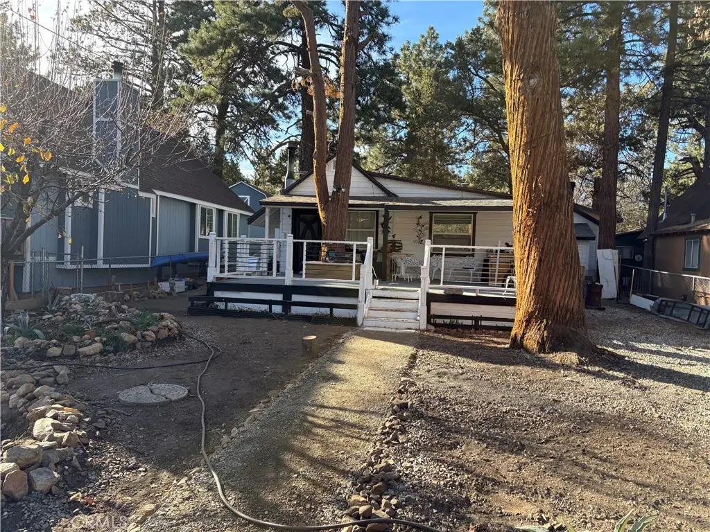 402 Holmes, Sugarloaf, CA — listing photo 1