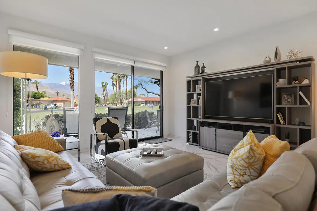 88 La Ronda Drive, Rancho Mirage, CA — listing photo 1