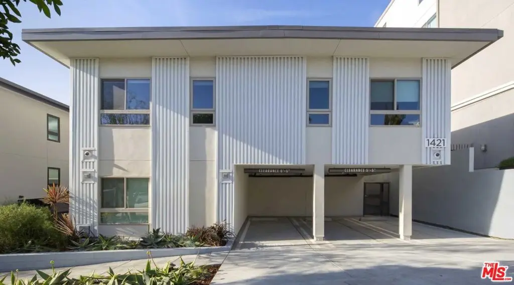 Residential Income for sale at 1421 Barry Avenue, Los Angeles, CA featuring 27 beds and 27 baths