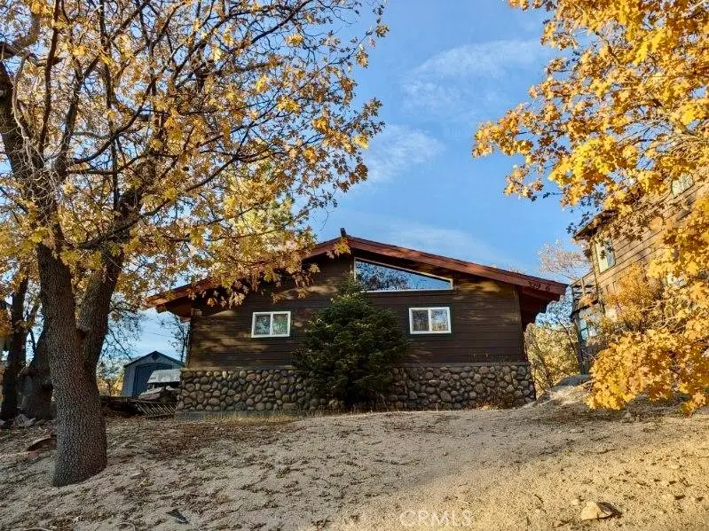 32996 Maple, Green Valley Lake, CA — listing photo 1