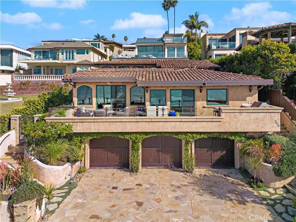 Residential Lease for rent at 344 W Paseo De Cristobal, San Clemente, Orange County, CA featuring 4 beds and 4 baths
