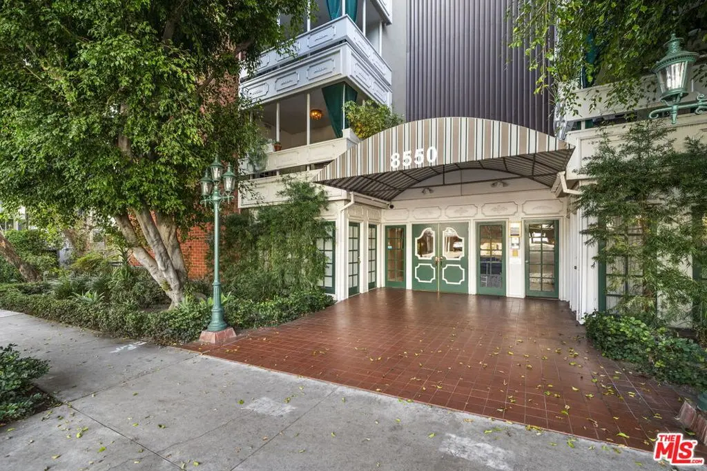 Condominium for sale at 8550 Holloway Drive 405, West Hollywood, CA featuring 2 beds and 2 baths