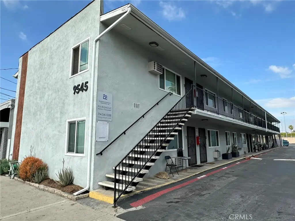 9545 Flower Street, Bellflower, CA — listing photo 1