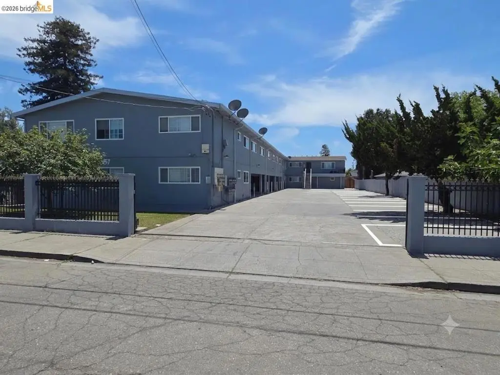 Residential Income for sale at 257 Poplar Ave, Hayward, CA