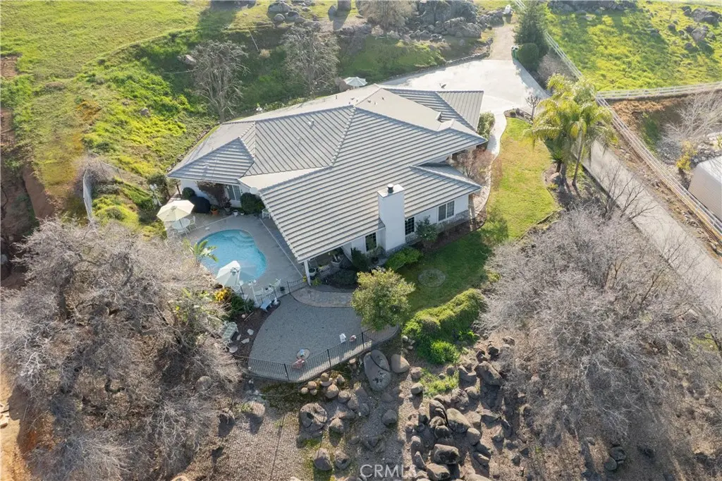 16404 Wardlaw Drive, Springville, CA — listing photo 1