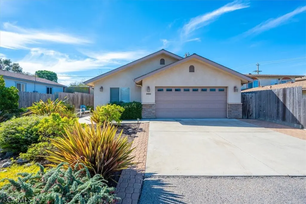 Single Family Residence for sale at 960 Las Tunas, Morro Bay, CA featuring 3 beds and 2 baths