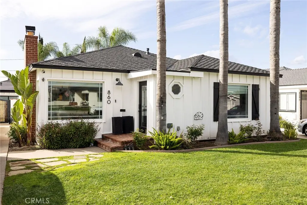 860 N Grand Street, Orange, CA — listing photo 1