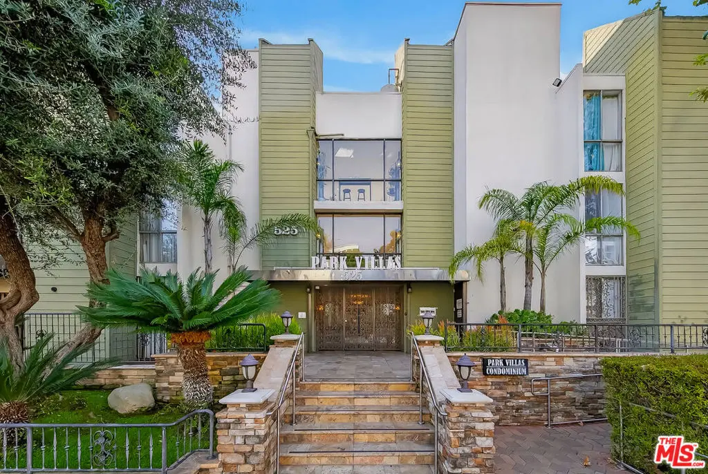 Condominium for sale at 525 S Ardmore Avenue 351, Los Angeles, CA and 1 bath