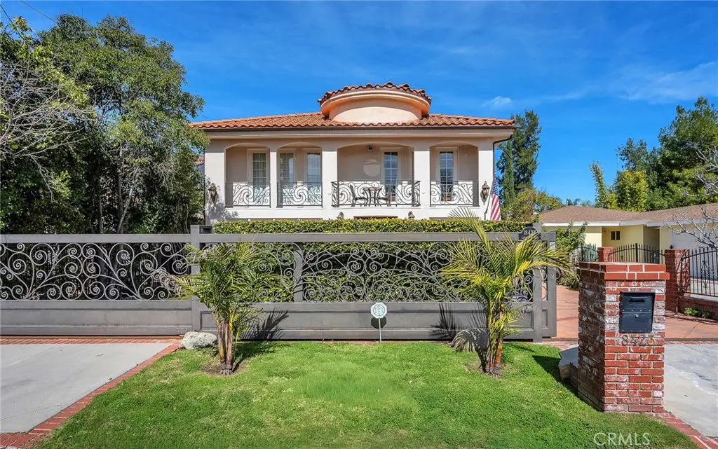 18423 Linnet, Tarzana, CA — listing photo 1