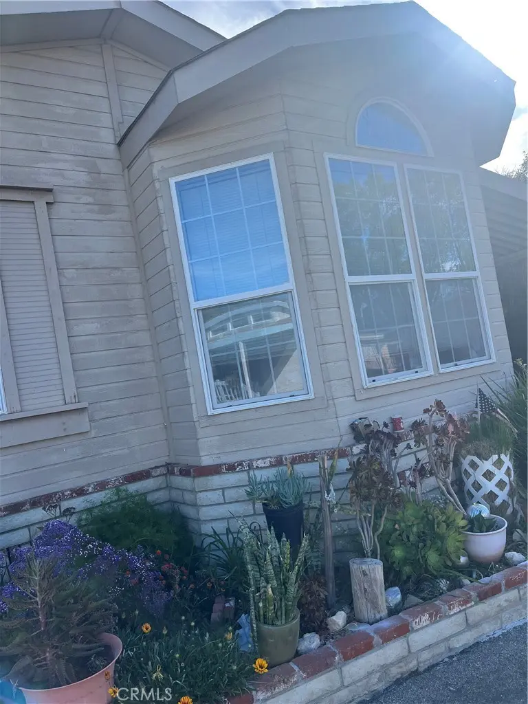 11401 N Topanga Blvd 50, Chatsworth, CA — listing photo 1