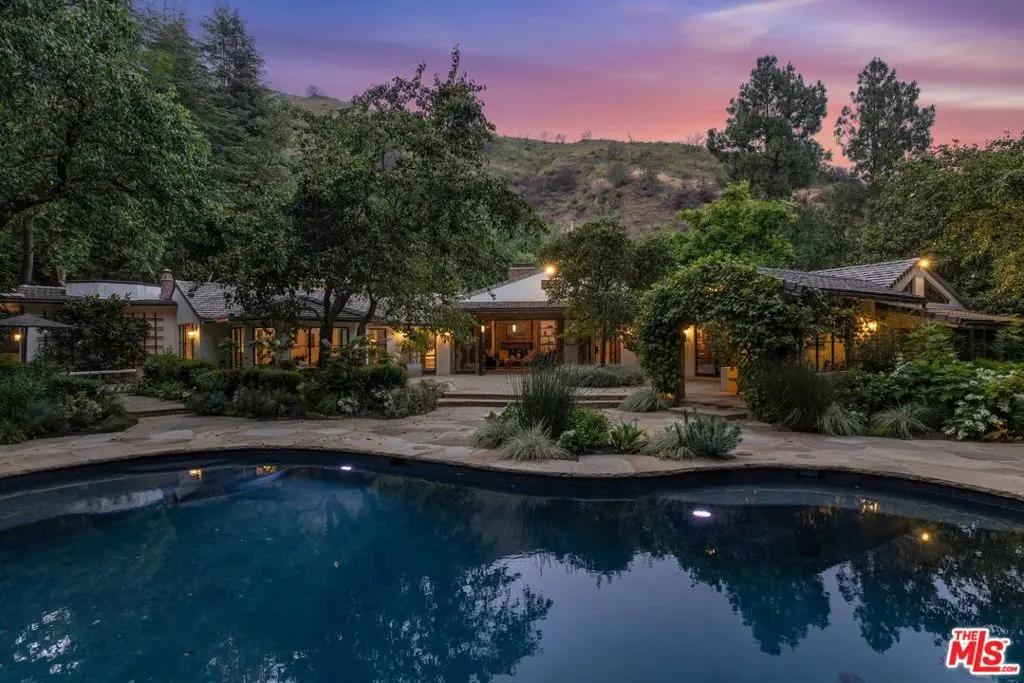 Single Family Residence for sale at 3099 Mandeville Canyon Road, Los Angeles, CA featuring 9 beds and 15 baths