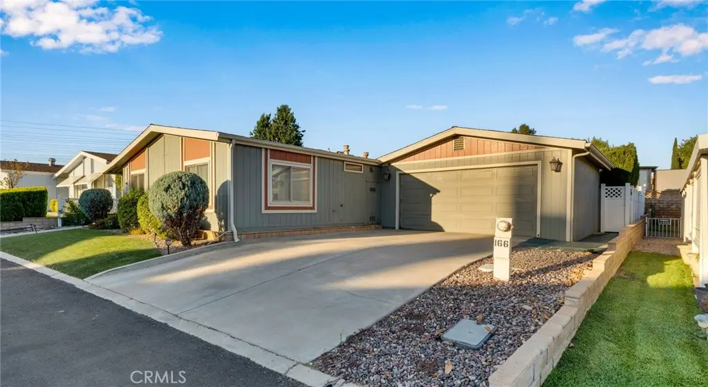 Manufactured In Park for sale at 10961 Desert Lawn 166, Calimesa, CA featuring 3 beds and 2 baths
