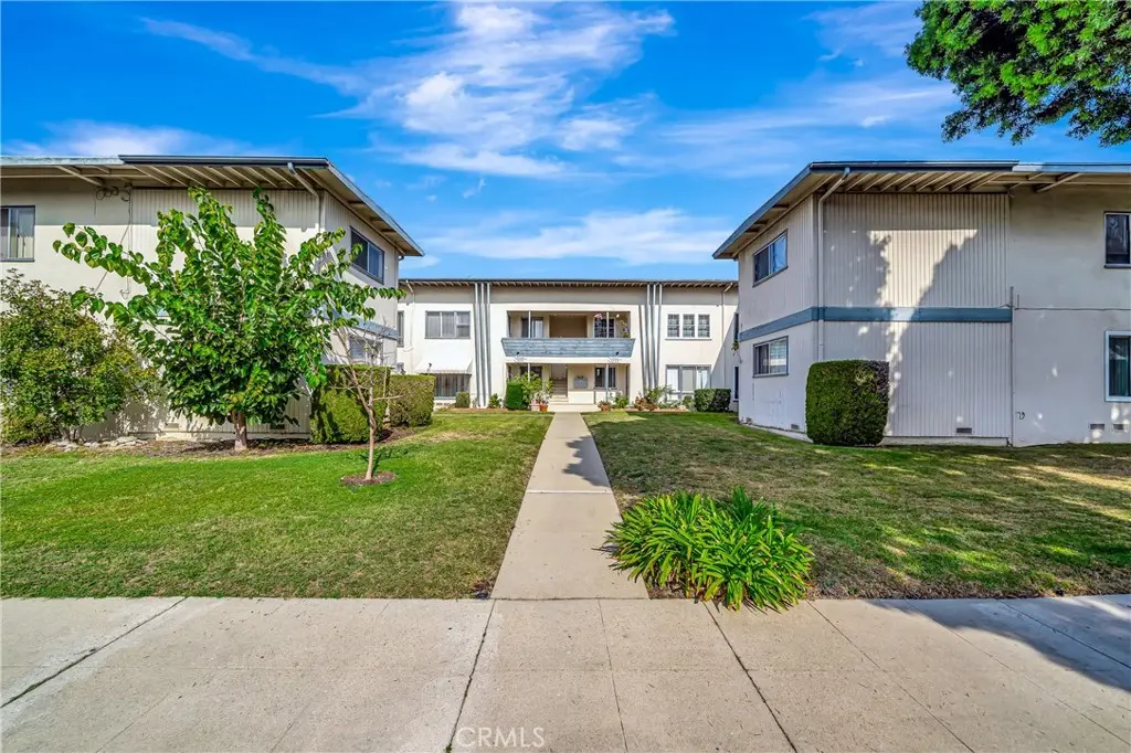 Condominium for sale at 5741 Clemson, Los Angeles, CA featuring 2 beds and 1 bath