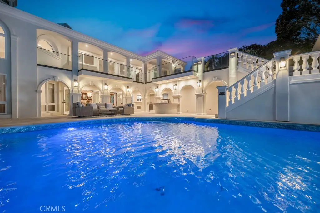 Single Family Residence for sale at 8 Saint Tropez, Laguna Niguel, CA featuring 6 beds and 8 baths