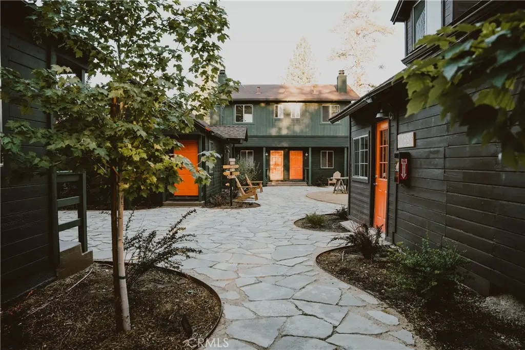 214 Lagunita, Big Bear Lake, CA — listing photo 1