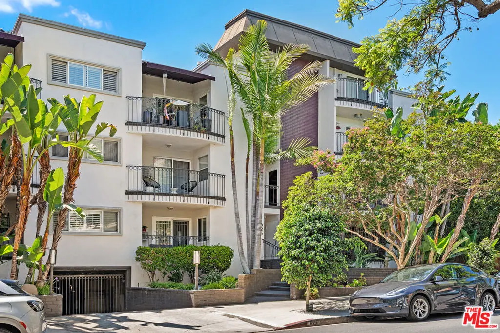 Condominium for sale at 625 N Flores Street 304, West Hollywood, CA featuring 2 beds and 2 baths