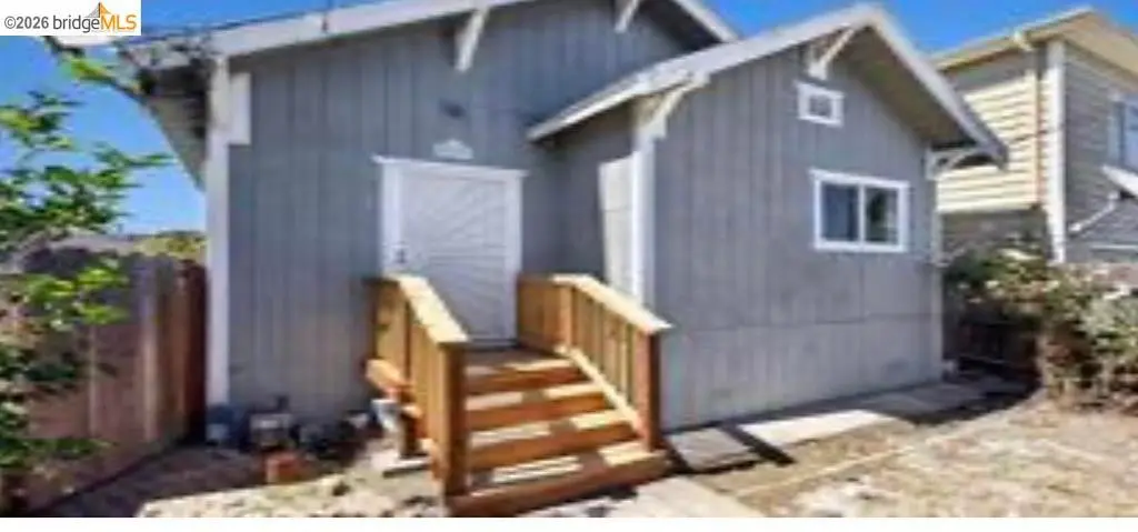 1217 82Nd Ave, Oakland, CA — listing photo 1