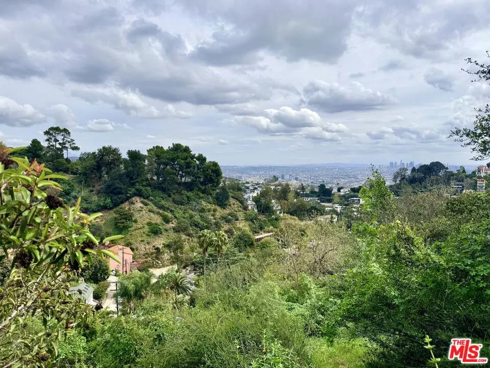 8468 Elusive Dr, Los Angeles, CA — listing photo 1