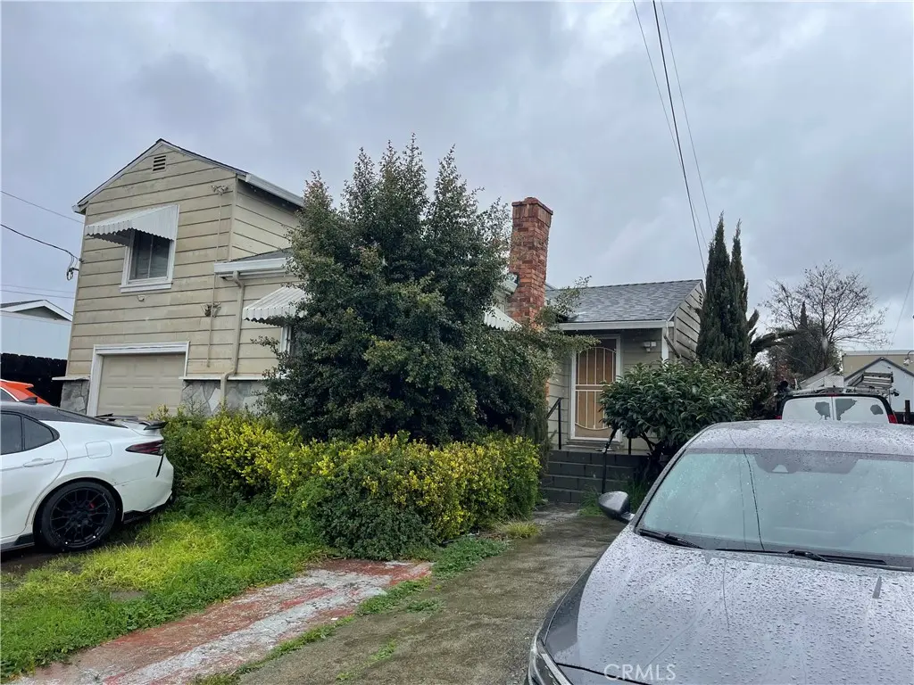 Single Family Residence for sale at 9220 Cherry, Oakland, CA featuring 3 beds and 2 baths