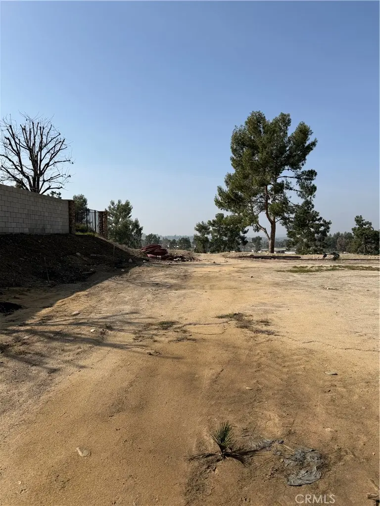 5608 Via Venezia, Bakersfield, CA — listing photo 1