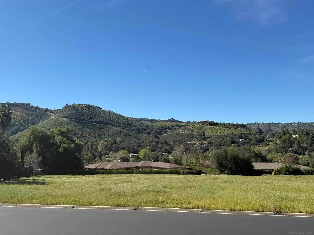 Luiseno Circle Dr, Pauma Valley, CA — listing photo 1