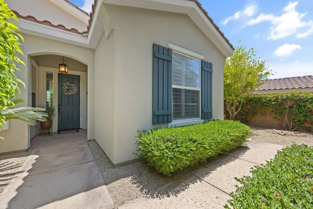 Residential Lease for rent at 81322 Rustic Canyon Drive, La Quinta, Riverside County, CA featuring 2 beds and 3 baths