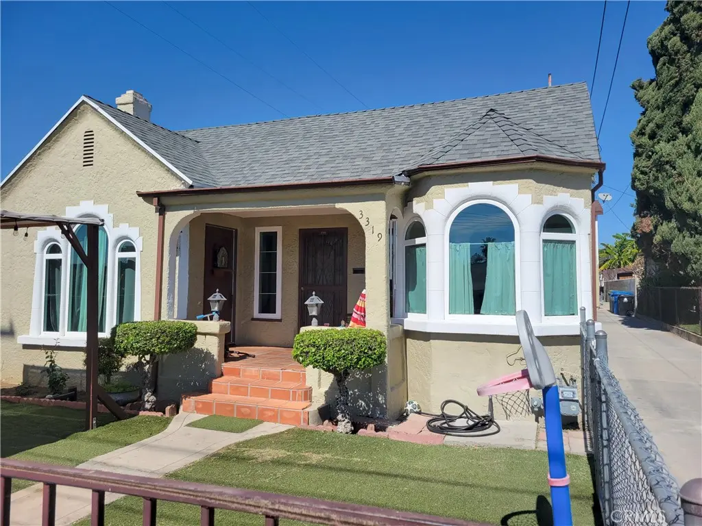 Triplex for sale at 3319 Darwin, Los Angeles, CA
