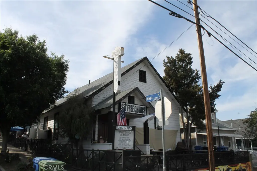 Duplex for sale at 6035 Mesa, Los Angeles, CA