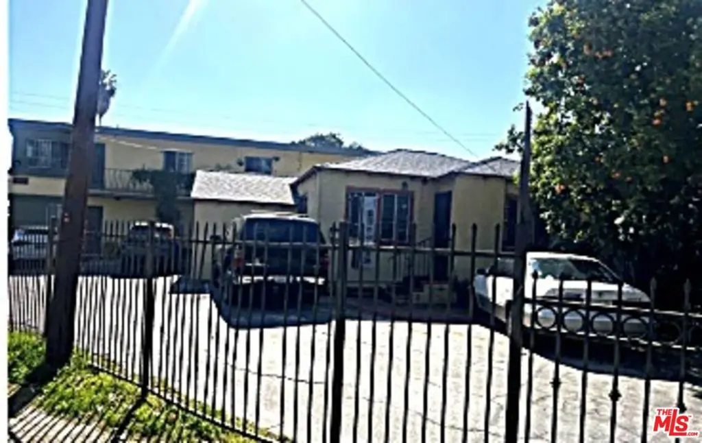 Residential Income for sale at 1800 Carmona Avenue, Los Angeles, CA featuring 10 beds and 5 baths
