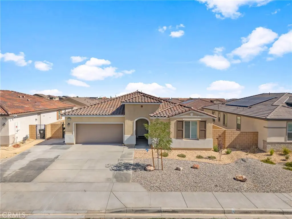 11952 Olivine Rd, Victorville, CA — listing photo 1