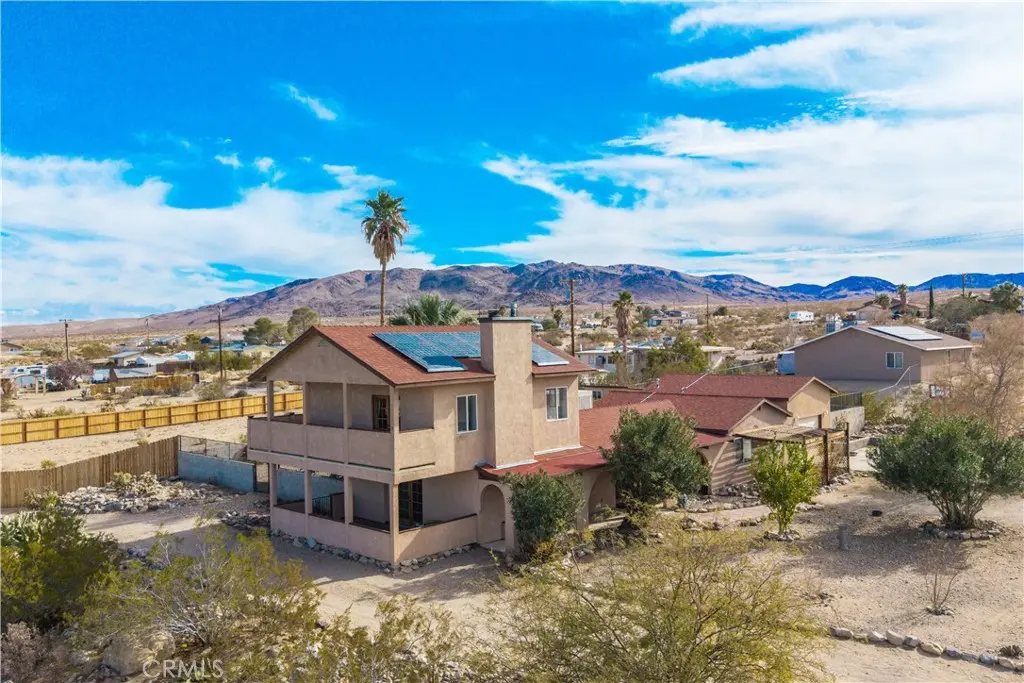 7565 Sherman Hoyt Avenue, 29 Palms, CA — listing photo 1