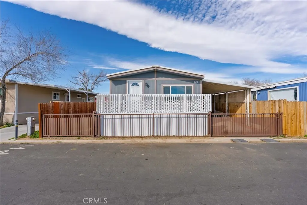 3300 15th W 219, Rosamond, CA — listing photo 1