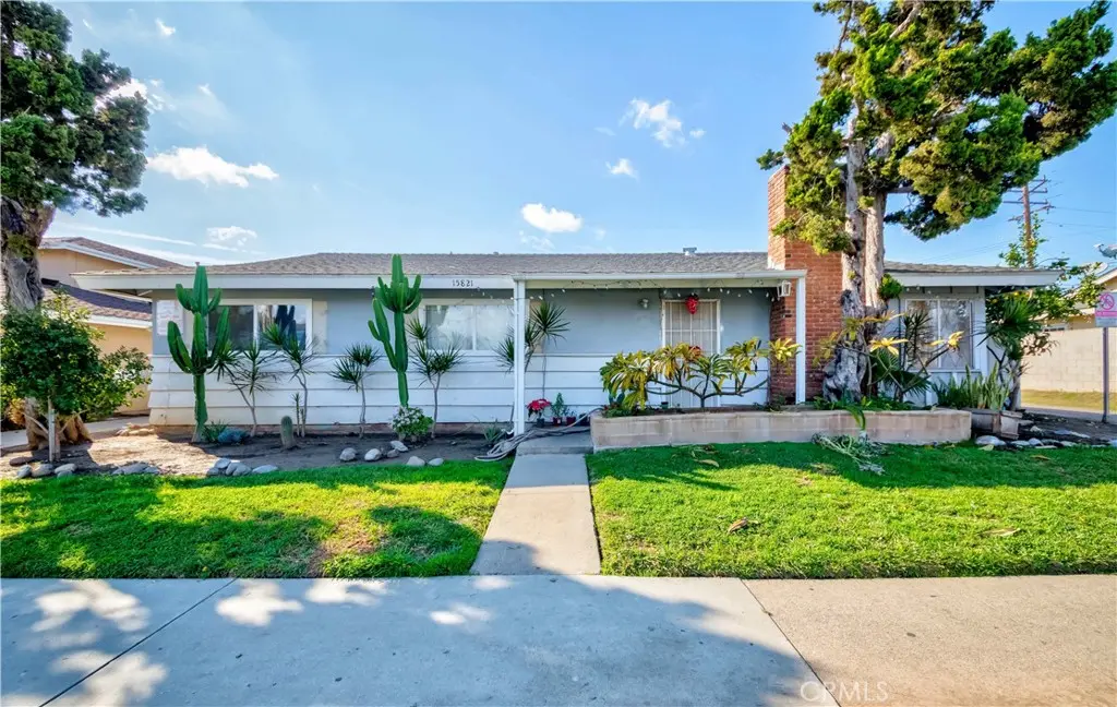 Condominium for sale at 15821 S Myrtle, Tustin, CA featuring 7 beds and 6 baths