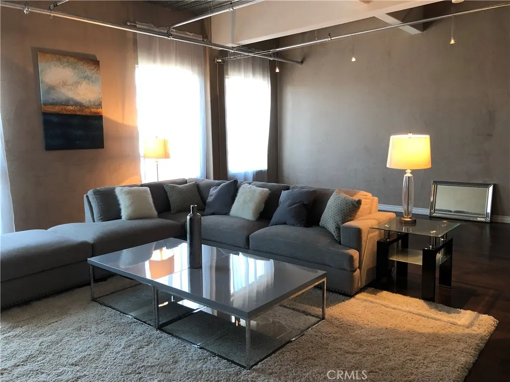 Condominium for sale at 312 W 5th Street 1205, Los Angeles, CA featuring 3 beds and 2 baths