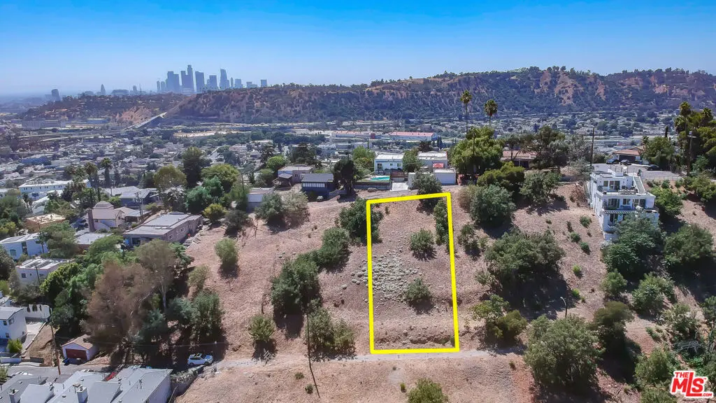 500 W. Beech Street, Los Angeles, CA — listing photo 1