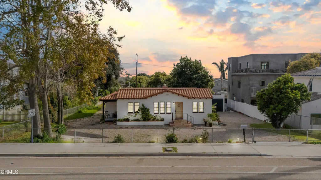 3880 Loma Vista Road, Ventura, CA — listing photo 1