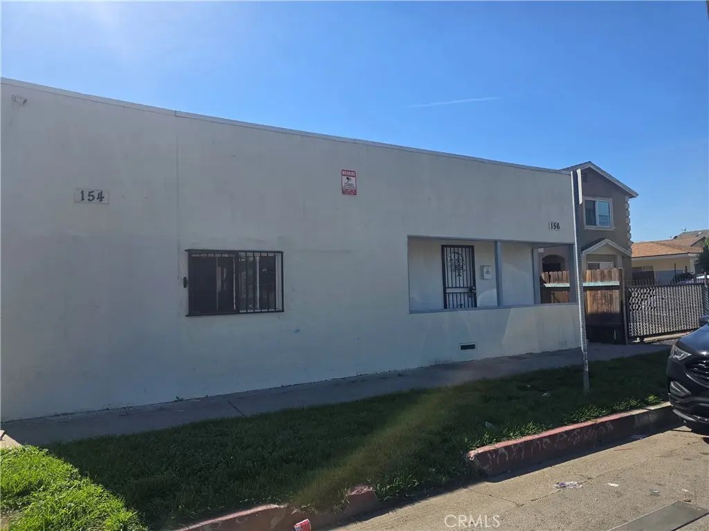 Residential Lease for rent at 156 E Colden, Los Angeles, Los Angeles County, CA featuring 2 beds and 1 bath