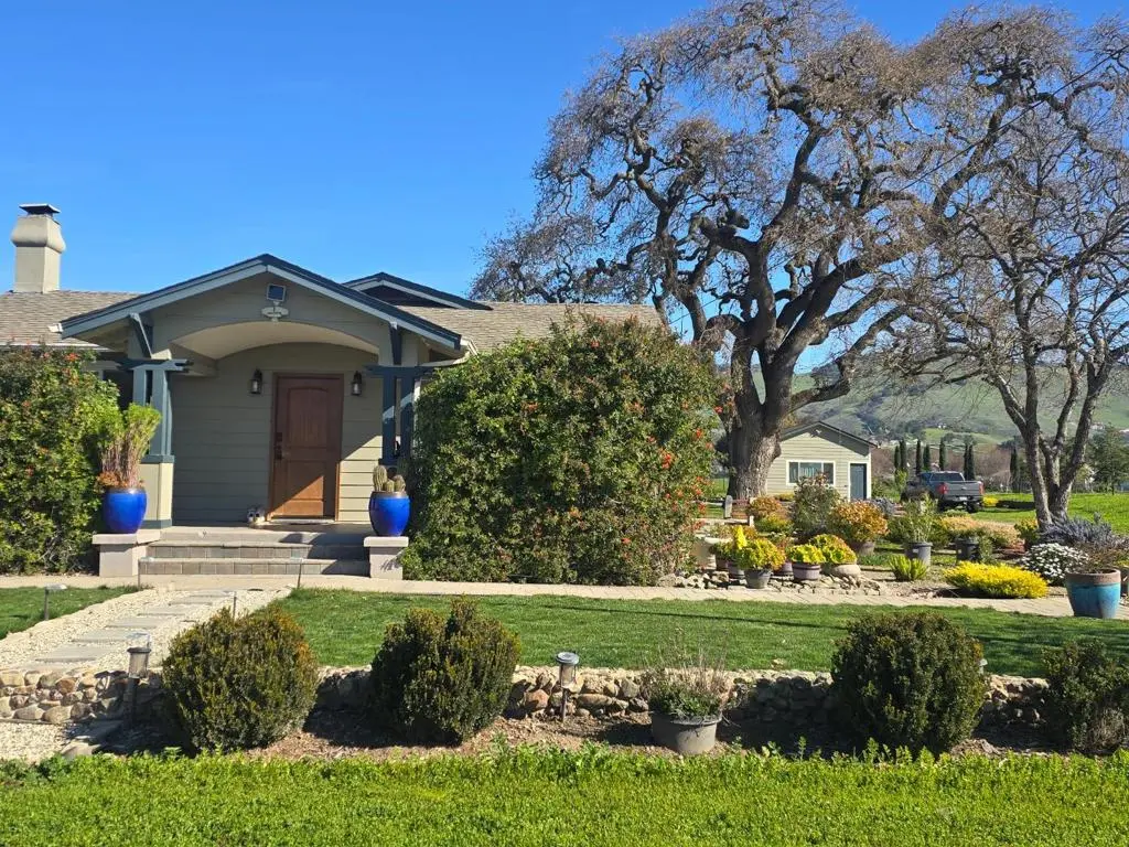 Single Family Residence for sale at 2015 Trumar Lane, Gilroy, CA featuring 4 beds and 2 baths