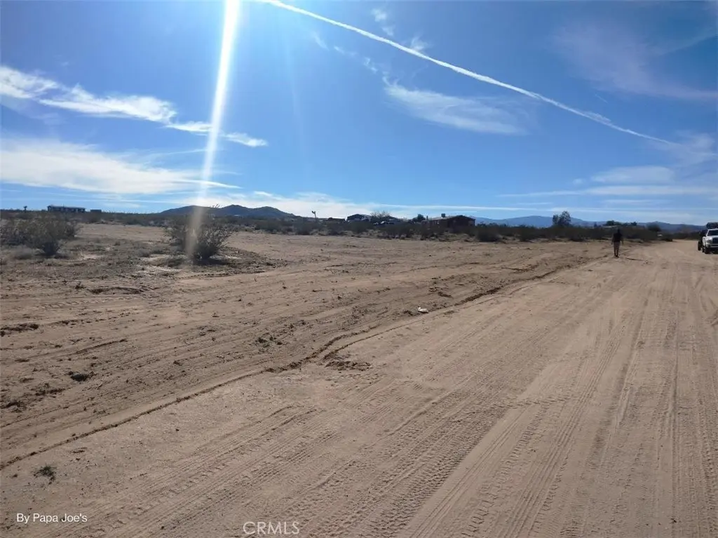 60649 Stagemans, Landers, CA — listing photo 1