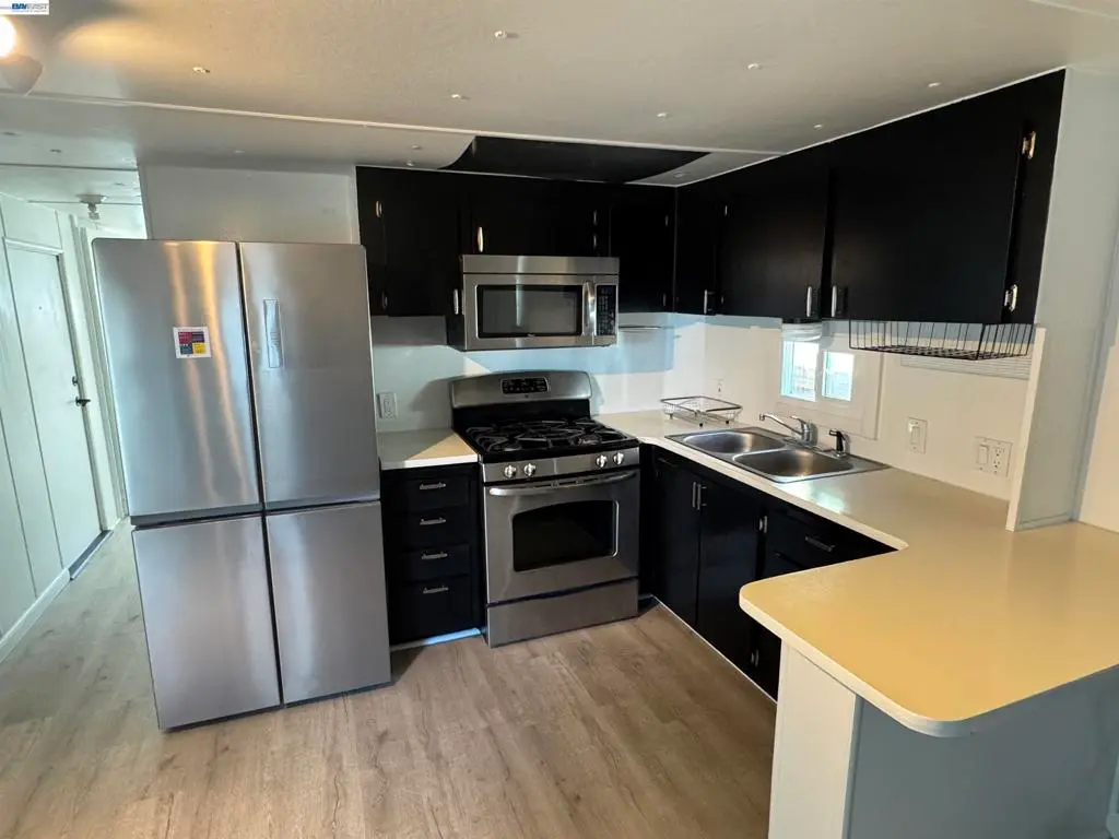 Manufactured In Park for sale at 2399 E 14th, San Leandro, CA featuring 1 bed and 1 bath