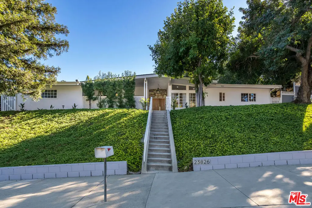 23826 Burbank Boulevard, Woodland Hills, CA — listing photo 1