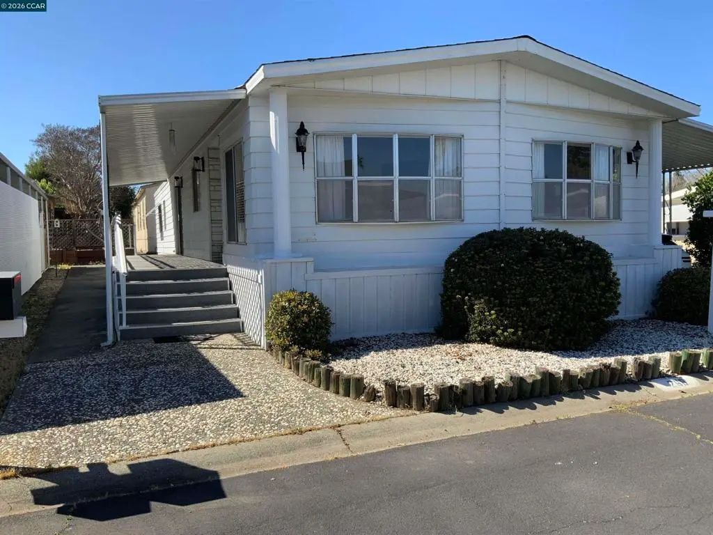 Manufactured In Park for sale at 268 Coral Dr., Pittsburg, CA featuring 2 beds and 2 baths