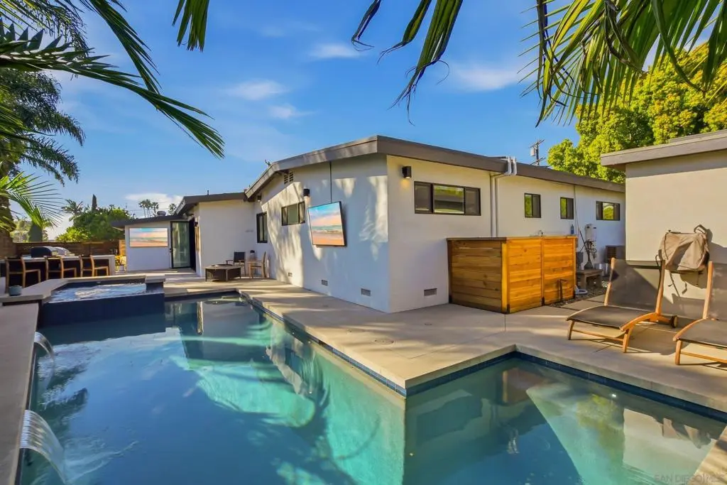 Single Family Residence for sale at 965 Home Ave, Carlsbad, CA featuring 3 beds and 3 baths