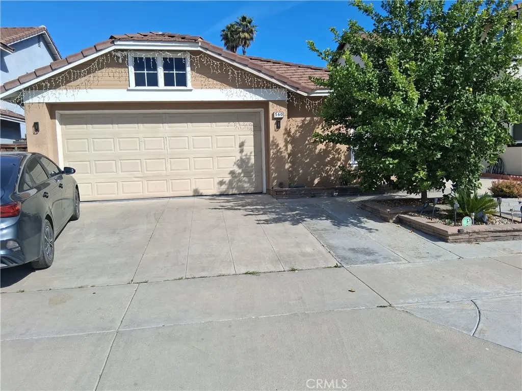 Single Family Residence for sale at 560 Coudures, Perris, CA featuring 3 beds and 2 baths