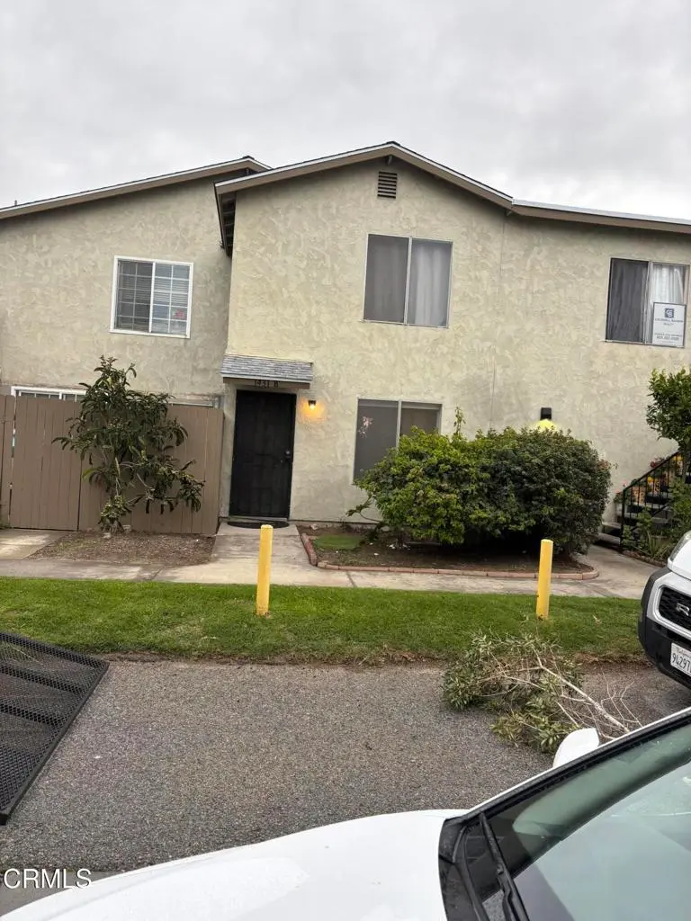 Quadruplex for sale at 1431 Casa San Carlos Lane B, Oxnard, CA featuring 2 beds and 2 baths