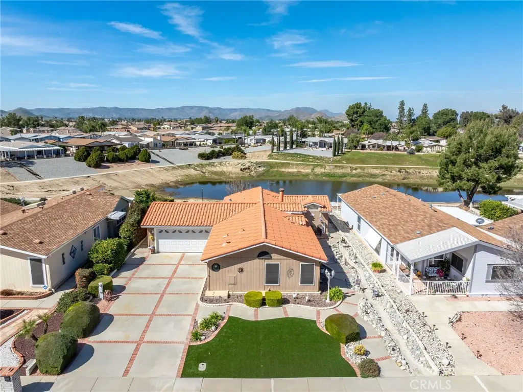 Manufactured On Land for sale at 2892 Peach Tree, Hemet, CA featuring 3 beds and 2 baths