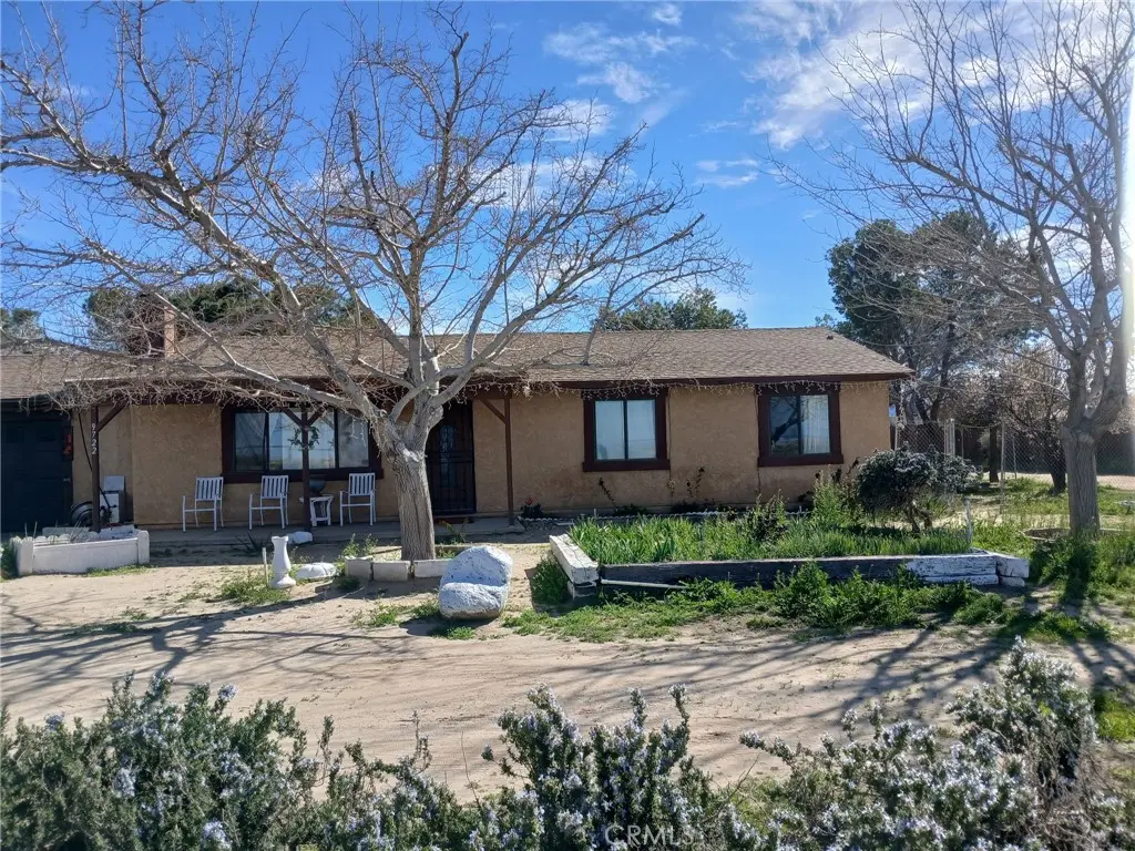 9722 E Avenue Q, Palmdale, CA — listing photo 1