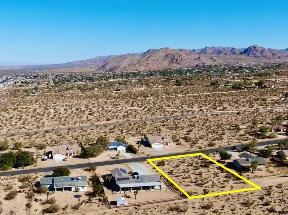 6672 San Angelo Avenue, Joshua Tree, CA — listing photo 1