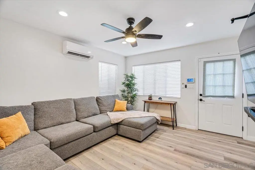 Single Family Residence for sale at 4046 Cherokee Ave, San Diego, CA featuring 2 beds and 1 bath