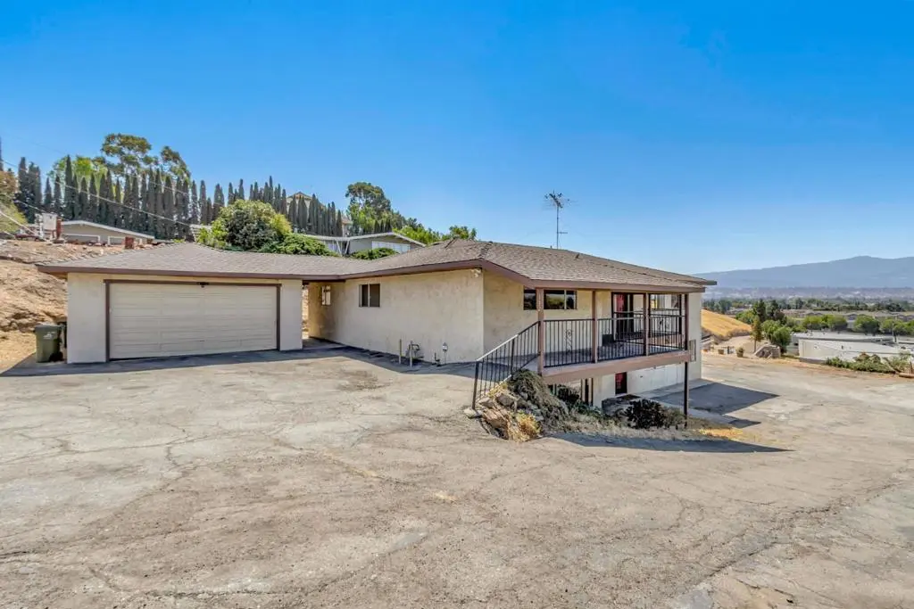 132 San Ramon Drive, San Jose, CA — listing photo 1